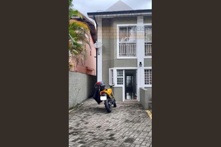 5_photo/94ce545135.2e117f8aee42caa6-ATLAS-fe90ed1c-9c9d-40d6-a175-92b8ff6d24ed.jpg de casa à venda com 2 quartos, 92m² em Parque das Cigarreiras, Taboão da Serra