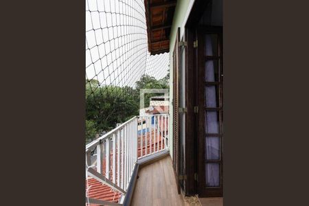 15_photo/94ce5451c9.ab41e4e09fc2bc48-ATLAS-fd1b6e6a-9ac3-42be-a0ed-c6910c525118.jpg de casa à venda com 3 quartos, 121m² em Parque Monte Alegre, Taboão da Serra