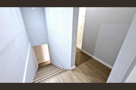 11_photo/94ce5451cd.290d6b33d5ad8dc1-ATLAS-3706bdb1-7d44-40a1-9a8d-2cba83c938ad.jpg de casa à venda com 3 quartos, 118m² em Jardim America, Taboão da Serra