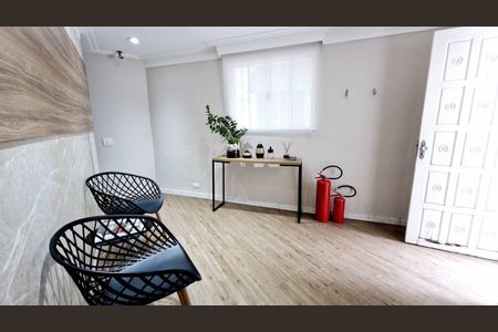 5_photo/94ce5451cd.290d6b33d5ad8dc1-ATLAS-ccc0f7f1-d65d-4bd3-bb0e-06a2519c2f66.jpg de casa à venda com 3 quartos, 118m² em Jardim America, Taboão da Serra