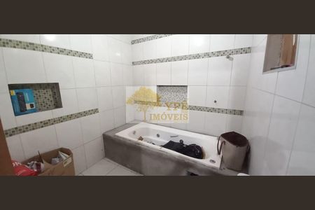 7_photo/94ce5453fb.235b0d64cbaeeb21-ATLAS-64ada54f-624d-41b9-b3b0-d9eb65e92c39.jpg de casa à venda com 4 quartos, 66m² em Jardim Raposo Tavares, São Paulo