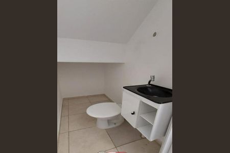 7_photo/94ce54542f.d41ccc6539b5b4b0-ATLAS-8b9c4a6c-3f6d-4ec1-9ed7-6be81f86f901.jpg de casa à venda com 3 quartos, 187m² em Parque das Cigarreiras, Taboão da Serra