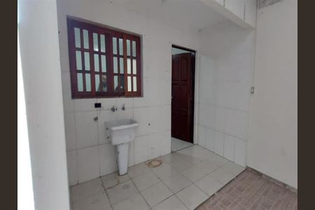 8_photo/94ce54542f.d41ccc6539b5b4b0-ATLAS-aaec5404-fd3b-4f7b-a4fb-a8a75e2e984d.jpg de casa à venda com 3 quartos, 187m² em Parque das Cigarreiras, Taboão da Serra