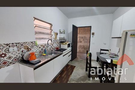 9_photo/94ce545783.5b12b8003dd60bb3-ATLAS-059f0408-7e24-43b7-a02f-00bef53e9440.jpg de casa à venda com 2 quartos, 80m² em Jardim Mirna, Taboão da Serra