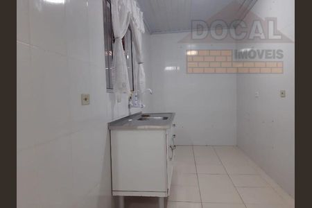 12_photo/94ce545783.5b12b8003dd60bb3-ATLAS-9bab3f6b-c396-4f5d-824f-365faaeff2da.jpg de casa à venda com 3 quartos, 130m² em Jardim Mirna, Taboão da Serra