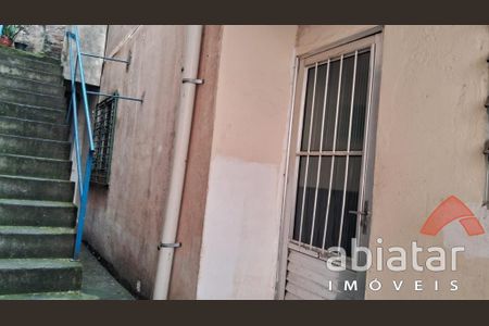 3_photo/94ce54590d.b635c4896326fc59-ATLAS-e02bb5e1-ff0c-42af-8a8f-a2b10e218271.jpg de casa à venda com 5 quartos, 50m² em Jardim Mirna, Taboão da Serra