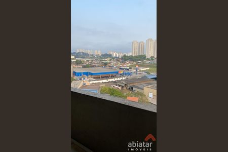 5_photo/94ce5459a9.3c20d05746a6d1b7-ATLAS-a8de9fa2-f577-4db5-9a7c-e26c948cfe1e.jpg de casa à venda com 3 quartos, m² em Jardim Mirna, Taboão da Serra