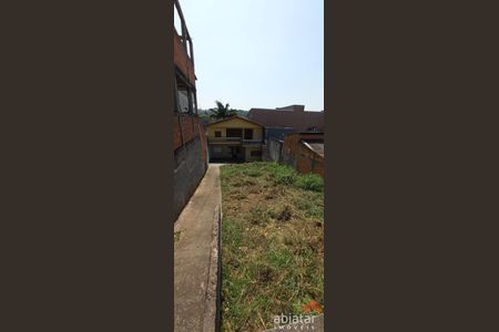 5_photo/94ce5459cd.732b7fd8aaa5f07d-ATLAS-0b839d35-bc9e-43eb-b05d-b3b1b9987518.jpg de casa à venda com 2 quartos, m² em Jardim Mirna, Taboão da Serra