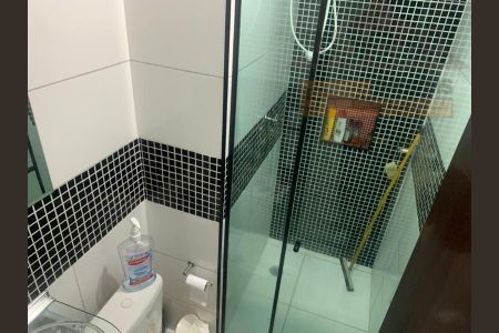 9_photo/94ce5459d9.732b7fd8aaa5f07d-ATLAS-0dac66d5-65e8-4eba-9a65-c9f9f30881d4.jpg de casa à venda com 2 quartos, 80m² em Jardim Mirna, Taboão da Serra