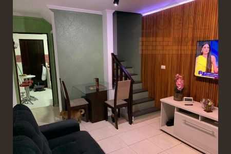 1_photo/94ce5459d9.732b7fd8aaa5f07d-ATLAS-8ed605f5-0ec3-4dec-9b07-a9ba2aa516b8.jpg de casa à venda com 2 quartos, 80m² em Jardim Mirna, Taboão da Serra