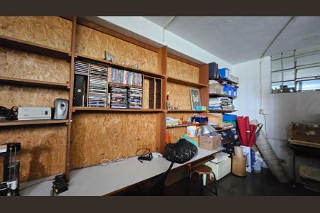 5_photo/94ce545b61.2d0f88dd1dddff54-ATLAS-35f96920-85d5-4f45-8d1e-cd5a11c006e9.jpg de casa à venda com 3 quartos, 575m² em Cidade Intercap, Taboão da Serra