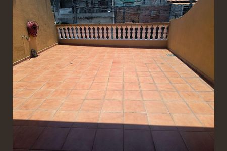 6_photo/94ce545bb5.2ef337e5b7788469-ATLAS-b2fd8a15-d6b4-4523-a6e2-8b9aed6420b3.jpg de casa à venda com 2 quartos, 192m² em Parque das Cigarreiras, Taboão da Serra
