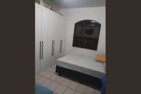 9_photo/94ce545c7d.177ca882bd4d511a-ATLAS-815bd6d1-42ef-4fa1-87d8-45d1d0f0712b.jpg de casa à venda com 2 quartos, 65m² em Vila das Oliveiras, Taboão da Serra