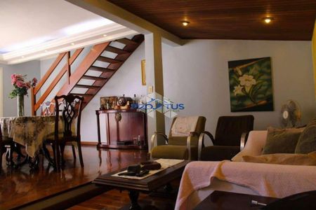 10_photo/94ce545d63.0abb473e952761da-ATLAS-2a855524-d3dc-47c8-9430-7a84b6d6de11.jpg de casa à venda com 4 quartos, 212m² em Parque Industrial das Oliveiras, Taboão da Serra