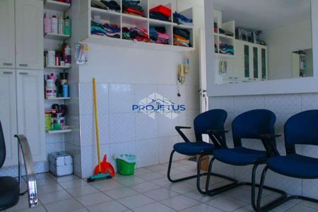 46_photo/94ce545d63.0abb473e952761da-ATLAS-3e740f71-b347-4c8d-af83-884541d0d10b.jpg de casa à venda com 4 quartos, 212m² em Parque Industrial das Oliveiras, Taboão da Serra