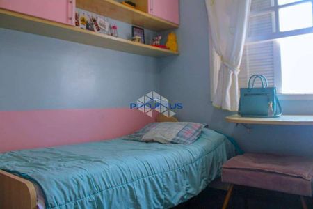 24_photo/94ce545d63.0abb473e952761da-ATLAS-a92d4bdd-91c3-4873-b900-44597791f079.jpg de casa à venda com 4 quartos, 212m² em Parque Industrial das Oliveiras, Taboão da Serra