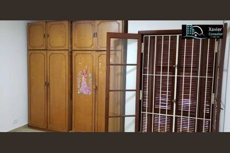 2_photo/94ce5460df.2f15d505e37c7ac5-ATLAS-ba9853a5-76e6-42e8-91b9-e9f116bac774.jpg de casa à venda com 2 quartos, 150m² em Parque Pinheiros, Taboão da Serra