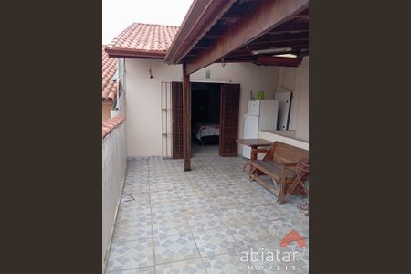 11_photo/94ce546107.c202053c0eb79174-ATLAS-c86b61f2-931e-4e7e-a60b-5dd38e48e994.jpg de casa à venda com 2 quartos, 120m² em Parque Pinheiros, Taboão da Serra