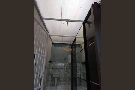 5_photo/94ce5461c3.adea7a1cd79bc600-ATLAS-202a6bd4-908b-4a44-a45d-b4f90d197da8.jpg de casa à venda com 3 quartos, 130m² em Parque Pinheiros, Taboão da Serra