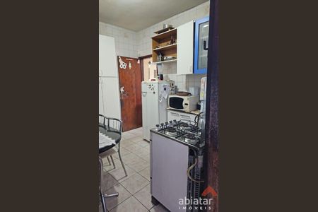 6_photo/94ce5461e9.831fd5555cf6a0d7-ATLAS-7be5ae10-e6ac-413a-b464-6cd5bc463964.jpg de casa à venda com 2 quartos, 114m² em Parque Pinheiros, Taboão da Serra