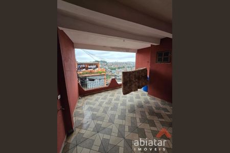 10_photo/94ce546229.2d782e9ced6b4695-ATLAS-ffb2f4a6-110c-462c-99c7-43d77806528d.jpg de casa à venda com 4 quartos, m² em Parque Pinheiros, Taboão da Serra