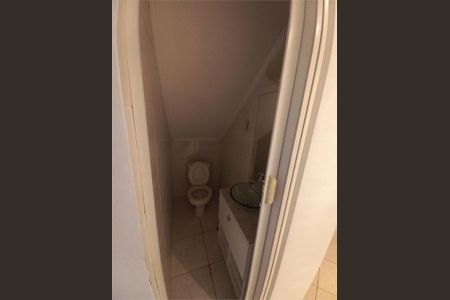 4_photo/94ce546331.b8c4f165c1f119ea-ATLAS-e450b4dd-d2cd-4718-8cf4-6dd4f6b99246.jpg de casa à venda com 2 quartos, 115m² em Parque Pinheiros, Taboão da Serra