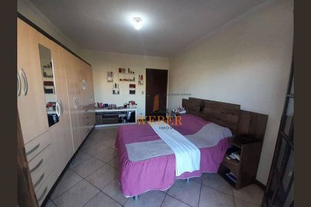 8_photo/94ce546343.0312e7d347498a17-ATLAS-a3e04c16-43f2-4cae-9a4d-d68e4e01504a.jpg de casa à venda com 3 quartos, 175m² em Vila das Oliveiras, Taboão da Serra