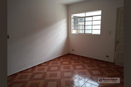 5_photo/94ce54637f.fff6d191bb96d373-ATLAS-7ee720f6-7a9a-495e-bc55-0f085c86d630.jpg de casa para alugar com 1 quarto, 40m² em Parque Pinheiros, Taboão da Serra