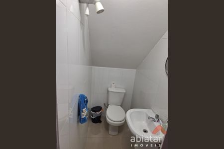 3_photo/94ce5463b3.f0d246bad4da1cd5-ATLAS-1d5235ec-8b30-4f93-888e-22248dd67a33.jpg de casa à venda com 2 quartos, 75m² em Parque Pinheiros, Taboão da Serra
