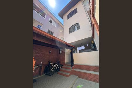 3_photo/94ce5464a5.5e2511c6536d59b0-ATLAS-be94d47b-d9ff-4b45-ac9d-ee5d0facf8b1.jpg de casa à venda com 3 quartos, 180m² em Parque Pinheiros, Taboão da Serra