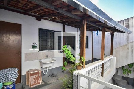 6_photo/94ce5467c5.d55b36f64ebf45c1-ATLAS-65d5f3c3-4029-473e-8ca1-4ab08a2393ee.jpg de casa à venda com 5 quartos, 143m² em Jardim Wanda, Taboão da Serra