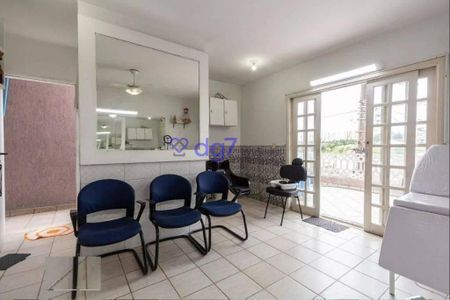 31_photo/94ce5467c9.924d8585c4c21f4a-ATLAS-8376f5b7-ef5d-490e-96b7-e60716712455.jpg de casa à venda com 4 quartos, 246m² em Parque Industrial das Oliveiras, Taboão da Serra
