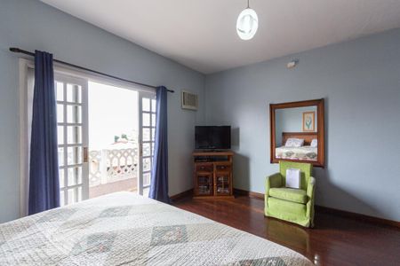 11_photo/94ce5467eb.80a7f3f1b00bd23a-ATLAS-8d8aba1a-aca6-4110-a97d-116366aef7c5.jpg de casa à venda com 4 quartos, 246m² em Parque Industrial das Oliveiras, Taboão da Serra