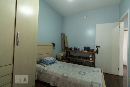 47_photo/94ce5467eb.80a7f3f1b00bd23a-ATLAS-c2c4f1b5-a613-4d80-8bac-6d97faee53c2.jpg de casa à venda com 4 quartos, 246m² em Parque Industrial das Oliveiras, Taboão da Serra