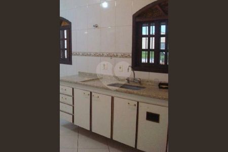 2_photo/94ce546877.9c5959cca0926d06-ATLAS-e987dafd-9350-4d7e-9d67-b43d2321d4e1.jpg de casa à venda com 3 quartos, 250m² em Jardim Wanda, Taboão da Serra