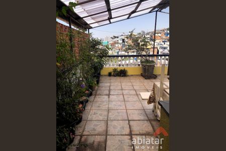 6_photo/94ce546b6f.01e58fe0f594459a-ATLAS-5dfd1fc3-9bb6-4696-a0e3-b3d21d661ebf.jpg de casa à venda com 4 quartos, 180m² em Jardim Beatriz, Taboão da Serra