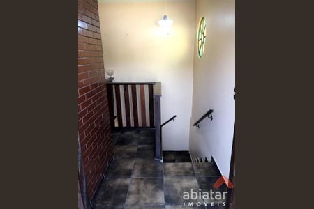 3_photo/94ce546b6f.01e58fe0f594459a-ATLAS-e46ce68d-ed68-4edf-8955-3e6c9cbdbd4d.jpg de casa à venda com 4 quartos, 180m² em Jardim Beatriz, Taboão da Serra