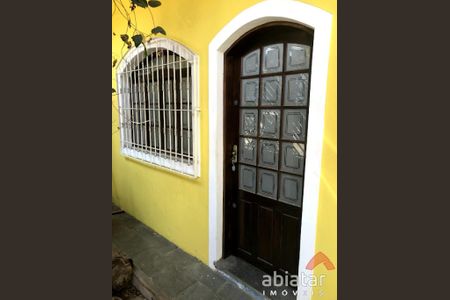 7_photo/94ce546b6f.01e58fe0f594459a-ATLAS-e5b91461-334f-414e-887e-d9fdaf5b60fc.jpg de casa à venda com 4 quartos, 180m² em Jardim Beatriz, Taboão da Serra