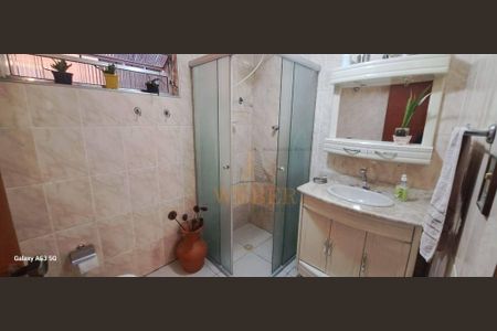 3_photo/94ce546c2b.6618d879b31b9a75-ATLAS-9cbcb6e1-2316-4504-8d15-e82924afc8ca.jpg de casa à venda com 2 quartos, 146m² em Jardim Helena, Taboão da Serra