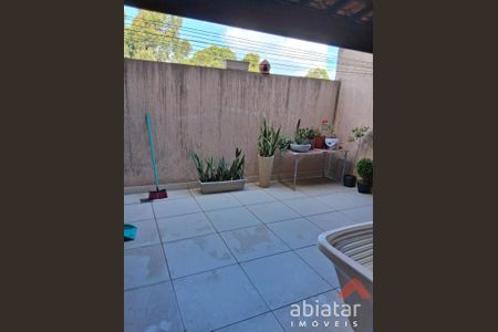 12_photo/94ce546cf5.eec36bb33fd0d165-ATLAS-1fa48c31-13bb-4d2d-a21e-dc0d5c5a8959.jpg de casa de condomínio à venda com 2 quartos, 80m² em Jardim Helena, Taboão da Serra