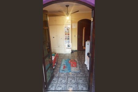 9_photo/94ce546e89.49e5f4e107e90c19-ATLAS-be8841c0-771a-4847-8891-cd32c32982c5.jpg de casa à venda com 2 quartos, 85m² em Jardim Oliveiras, Taboão da Serra