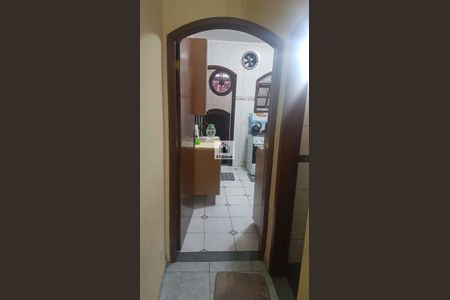 2_photo/94ce546e89.49e5f4e107e90c19-ATLAS-de9d9688-15ea-4a9f-b27a-5601b79eb08d.jpg de casa à venda com 2 quartos, 85m² em Jardim Oliveiras, Taboão da Serra