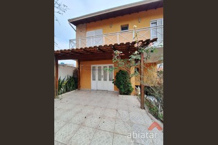 4_photo/94ce546ea1.8a734c1c2a3b006e-ATLAS-00a6f0a7-e553-4081-a704-6f9876a0188f.jpg de casa à venda com 4 quartos, 361m² em Jardim Helena, Taboão da Serra