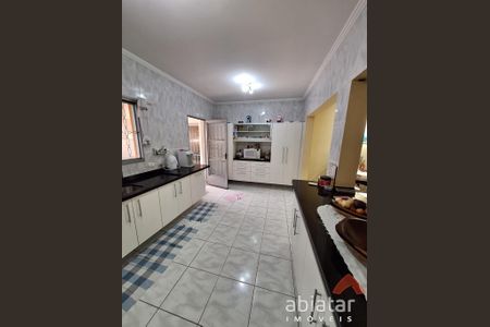 8_photo/94ce546ea1.8a734c1c2a3b006e-ATLAS-db4354a5-518e-433e-9380-01c52d68841e.jpg de casa à venda com 4 quartos, 361m² em Jardim Helena, Taboão da Serra