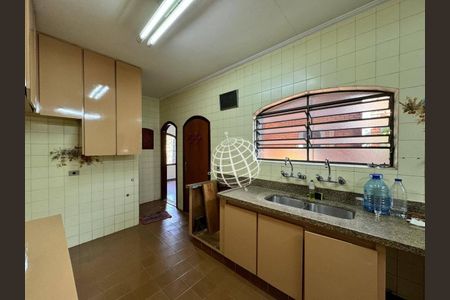 3_photo/94ce546fe9.d9f076d2edbf9077-ATLAS-b2c24dae-0656-484e-ade1-3cc0196cacf2.jpg de casa à venda com 4 quartos, 433m² em Jardim Oliveiras, Taboão da Serra