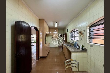 5_photo/94ce546fe9.d9f076d2edbf9077-ATLAS-feea9ff6-9c51-4a19-8b75-a7a69a0fb03e.jpg de casa à venda com 4 quartos, 433m² em Jardim Oliveiras, Taboão da Serra