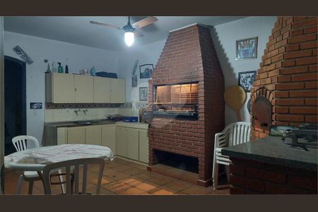 2_photo/94ce546fe9.e5b0f526cad1f31c-ATLAS-2891fc73-e88a-48c1-8b9b-e05e452be154.jpg de casa à venda com 6 quartos, 381m² em Jardim Oliveiras, Taboão da Serra