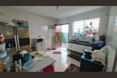 4_photo/94ce547195.7d44486df2fbe63f-ATLAS-0e40a1b1-2a0d-4a35-a102-633c323b00e1.jpg de casa à venda com 2 quartos, m² em Jardim Oliveiras, Taboão da Serra