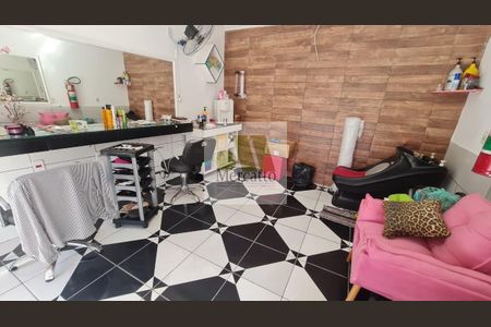 11_photo/94ce547195.7d44486df2fbe63f-ATLAS-76c0ce27-209c-4164-bddf-656a68b7a17f.jpg de casa à venda com 2 quartos, m² em Jardim Oliveiras, Taboão da Serra