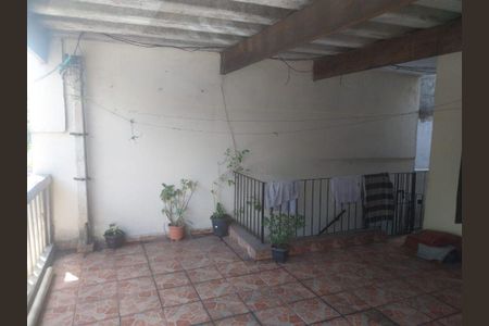 8_photo/94ce5471cf.5e5c4338014b4e94-ATLAS-40adee65-76ed-4ae3-b4b4-29ff74405a45.jpg de casa à venda com 3 quartos, 140m² em Jardim Oliveiras, Taboão da Serra